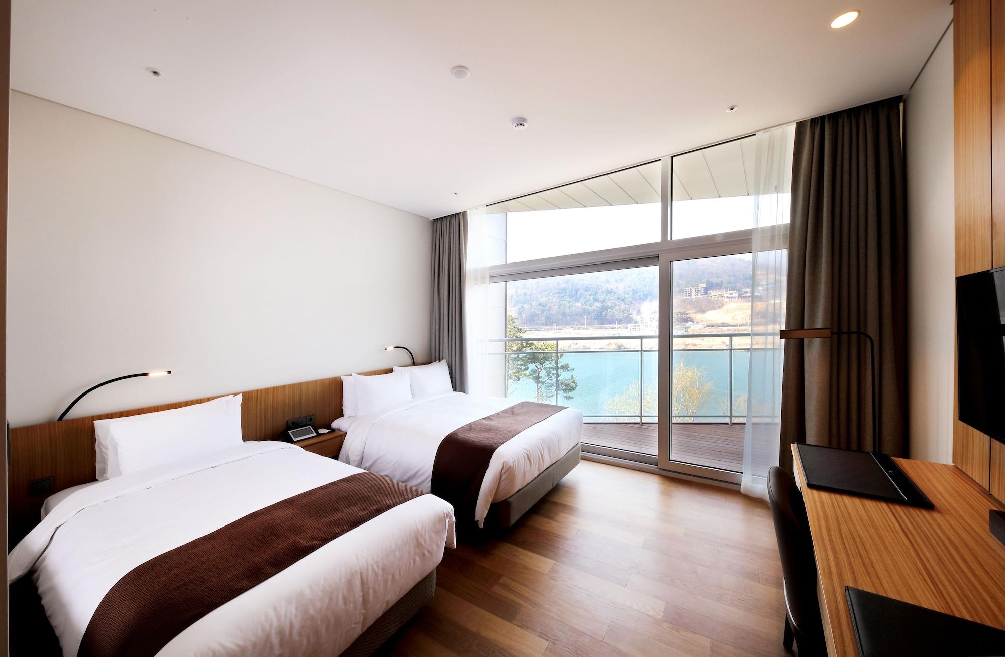 Midas Hotel & Resort Gapyeong Buitenkant foto