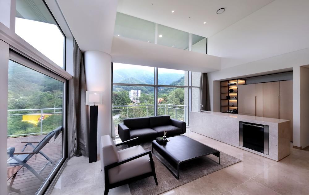 Midas Hotel & Resort Gapyeong Buitenkant foto